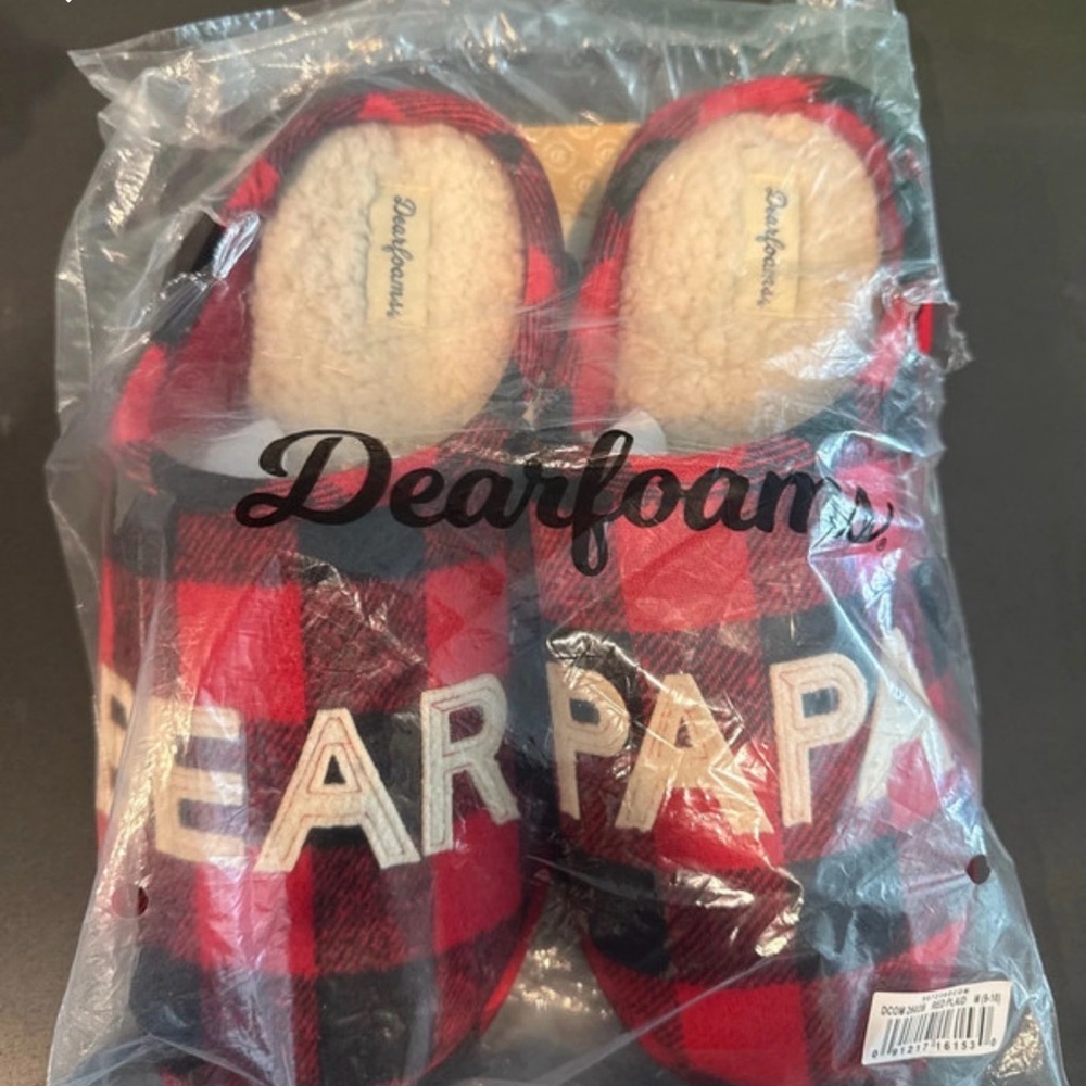 dearfoams Kids Red and Black Plaid Slip-On Slippers